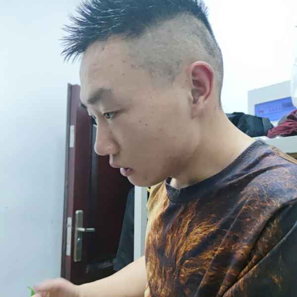 四川28岁单身帅哥真诚找对象-和田征婚相亲网