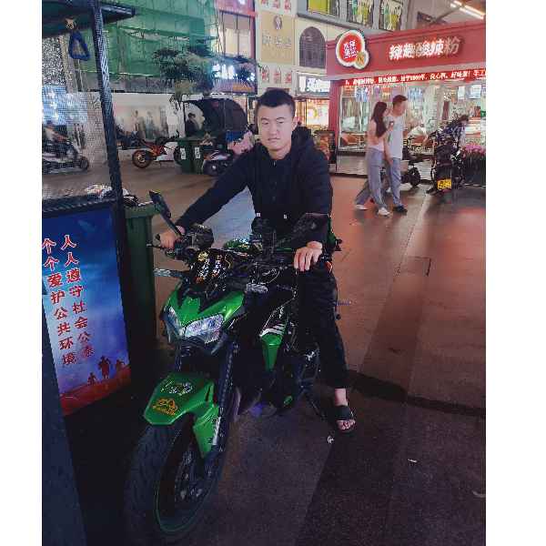 山东28岁单身帅哥真诚找对象-和田征婚相亲网