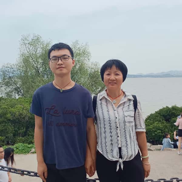 广东23岁单身帅哥真诚找对象-和田征婚相亲网