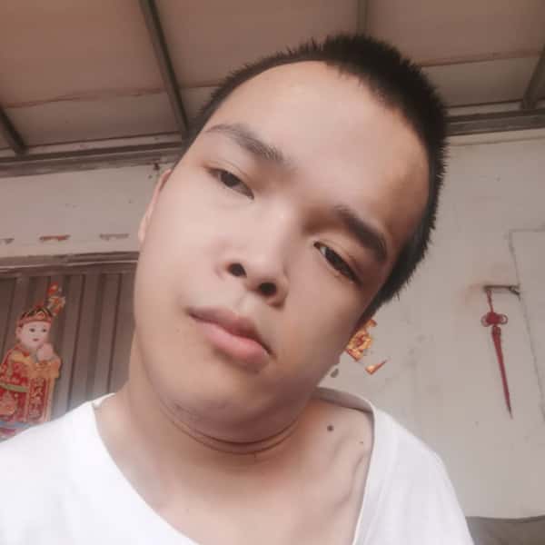 广东24岁单身帅哥真诚找对象-和田征婚相亲网